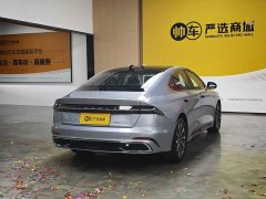 Lincoln Z 2.0T Premier - ფოტო 6