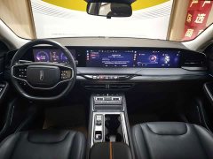 Lincoln Z 2.0T Premier - ფოტო 7