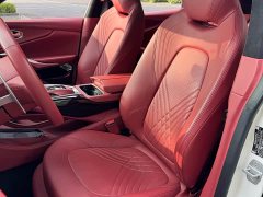 Aston Martin DBX 3.0T Straight-Six - ფოტო 12