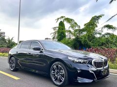 BMW 5 Series 530Li Premier M Sport Package - ფოტო 3