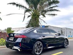 BMW 5 Series 530Li Premier M Sport Package - ფოტო 7