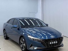 Hyundai Elantra 2022 1.5L CVT Luxury - ფოტო 3