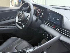 Hyundai Elantra 2022 1.5L CVT Luxury - ფოტო 9