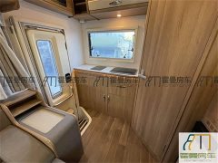 Toyota Golden Crown Bingo Jingguan Binge C-Type Iveco Daily Motorhome - photo 14