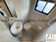 Toyota Golden Crown Bingo Jingguan Binge C-Type Iveco Daily Motorhome - photo 16