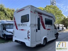 Toyota Golden Crown Bingo Jingguan Binge C-Type Iveco Daily Motorhome - photo 17