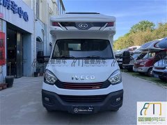 Toyota Golden Crown Bingo Jingguan Binge C-Type Iveco Daily Motorhome - photo 3