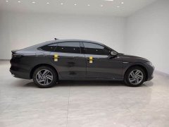 Volkswagen Lingdu L 280TSI DSG Dazzling Red Edition - ფოტო 8