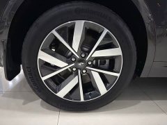 Li Auto L7 2023 Air - ფოტო 18