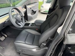 Tesla Model Y Rear-Wheel Drive - ფოტო 4