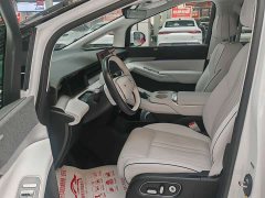 XPeng X9 640 AWD High Performance Max - ფოტო 9