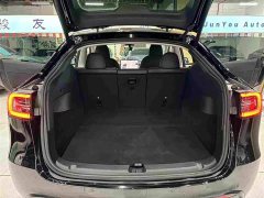 Tesla Model Y Rear-Wheel Drive - ფოტო 19