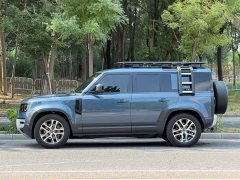 Land Rover Defender 110 P400 Dark Edition - ფოტო 3