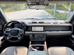 Land Rover Defender 110 P400 Dark Edition - ფოტო 6