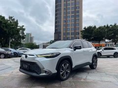 Toyota Frontlander 2.0L CVT Luxury Plus - ფოტო 1
