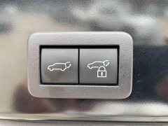 Toyota Frontlander 2.0L CVT Luxury Plus - ფოტო 10