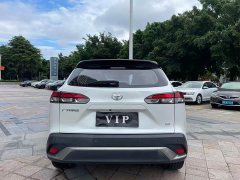 Toyota Frontlander 2.0L CVT Luxury Plus - ფოტო 6