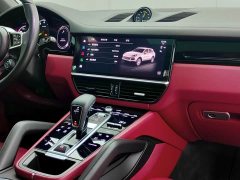 Porsche Cayenne New Energy 2021 Cayenne E-Hybrid 2.0T - ფოტო 13