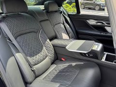 BMW 7 Series M760Li xDrive V12 Shadow Edition - ფოტო 15