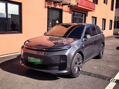 Li Auto L6 Pro - ფოტო 1