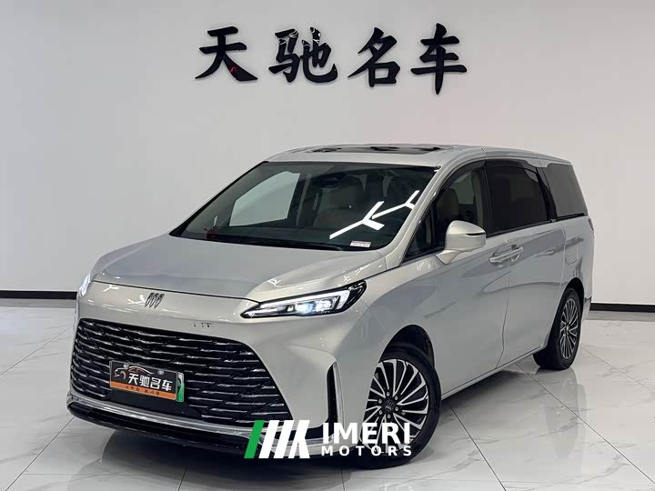Buick GL8 New Energy Lusang Respect Edition