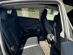 Tesla Model Y Rear-Wheel Drive - ფოტო 13