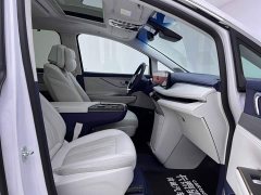 Buick GL8 New Energy Luxe Premium 7-Seater - ფოტო 18