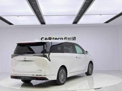 Buick GL8 New Energy Luxe Premium 7-Seater - ფოტო 5