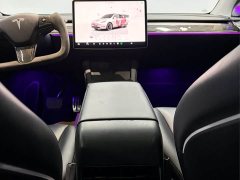 Tesla Model Y Rear-Wheel Drive - ფოტო 14