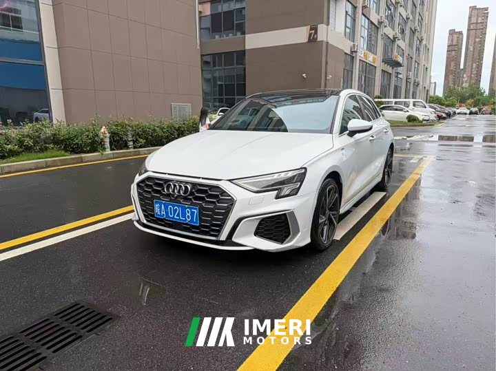 Audi A3 2022 Sportback 35 TFSI Fashion Sport - ავტომობილი ჩინეთიდან