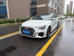 Audi A3 2022 Sportback 35 TFSI Fashion Sport - ფოტო 1