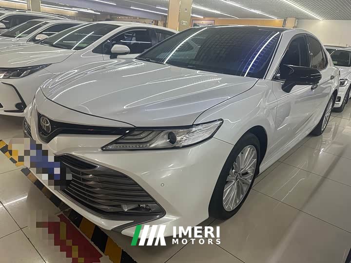 Toyota Camry 2.5G Luxury - ავტომობილი ჩინეთიდან