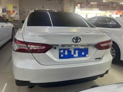 Toyota Camry 2.5G Luxury - ფოტო 11