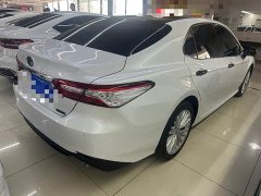 Toyota Camry 2.5G Luxury - ფოტო 12