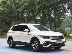 Volkswagen Tiguan L 330TSI Automatic Two-Wheel Drive Comfort Edition - ფოტო 3
