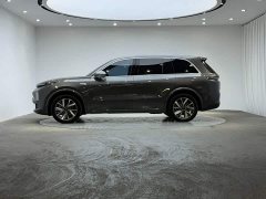 Li Auto L8 Pro - ფოტო 5