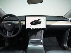 Tesla Model Y Rear-Wheel Drive - ფოტო 9