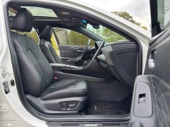 Toyota Avalon Hybrid 2.5L XLE Premium - ფოტო 10