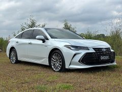 Toyota Avalon Hybrid 2.5L XLE Premium - ფოტო 3
