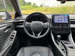 Toyota Avalon Hybrid 2.5L XLE Premium - ფოტო 6
