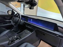 Lincoln Explorer 2.0T Two-Wheel Drive Premium - ფოტო 9