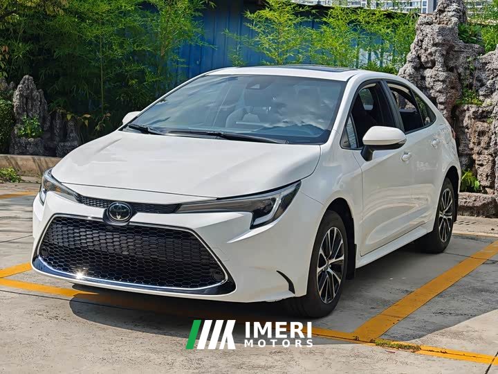 Toyota Corolla 1.8L CVT Luxury