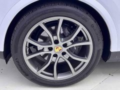 Porsche Cayenne New Energy 2022 Cayenne E-Hybrid 2.0T Platinum Edition - ფოტო 12