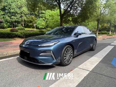 2025 Geely Galaxy Xingyao 8 130km EM-i Premium Edition