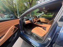 Geely Galaxy Xingyao 8 130km EM-i Premium Edition - ფოტო 9