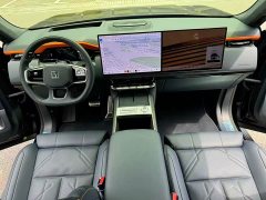 Zeekr Geely Zeekr 9X 2025 Obsidian Black 70kWh Six-Seater - ფოტო 11