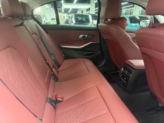 BMW 3 Series 325i M Sport Package - ფოტო 19