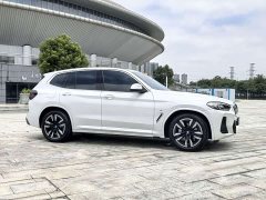 BMW iX3 sDrive40 Premier - ფოტო 4