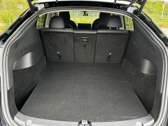Tesla Model Y Rear-Wheel Drive - ფოტო 19