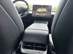 Tesla Model Y Rear-Wheel Drive - ფოტო 7